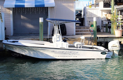 Dusky 21 - Single Engine - Rental boat in Marsh Harbour, Abaco