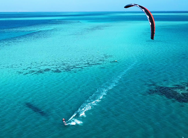 Kite surfing in Snow Bay on San Salvador